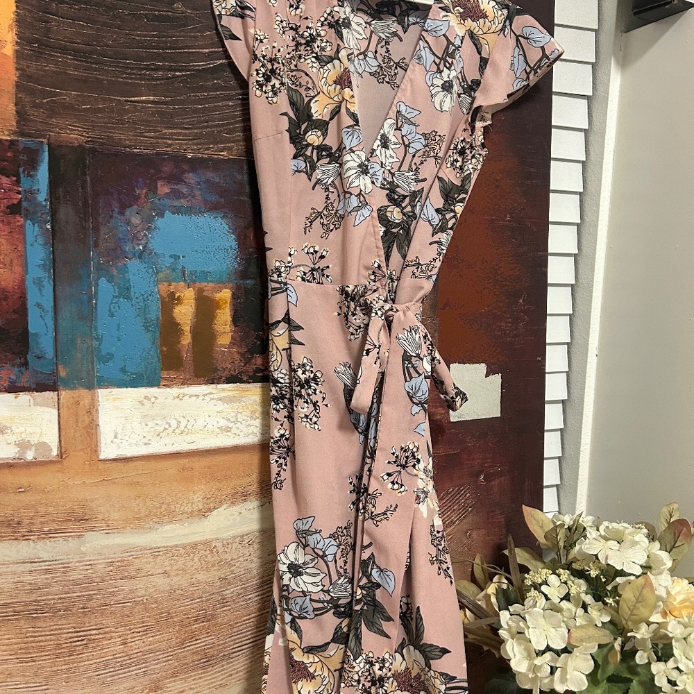 Women’s Pink Floral Wrap Around Dress